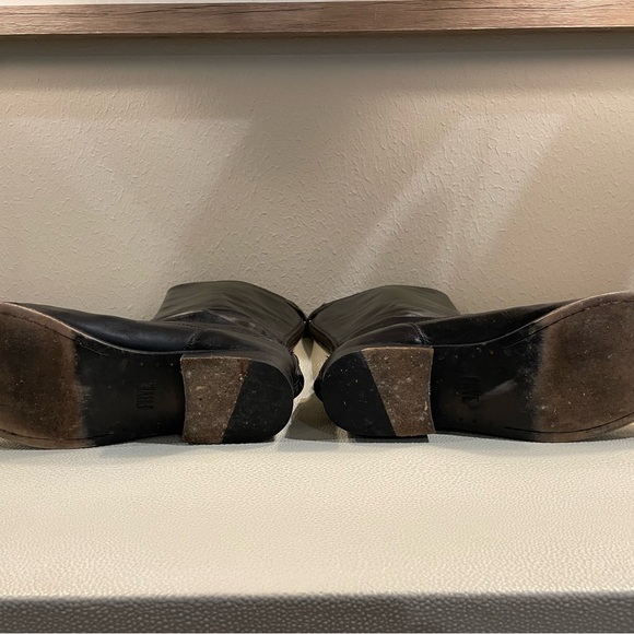 Frye “Melissa” Black Leather Zip Boots - Picture 7 of 10